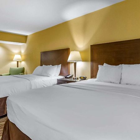 Clarion Inn & Suites Roswell Kültér fotó