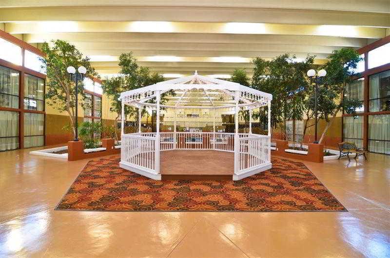 Clarion Inn & Suites Roswell Kültér fotó
