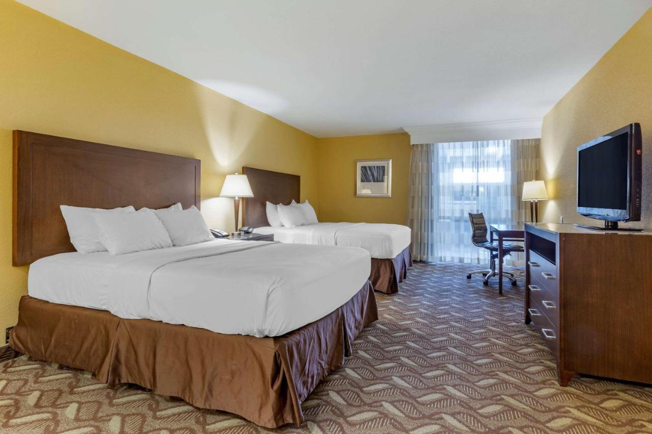 Clarion Inn & Suites Roswell Kültér fotó