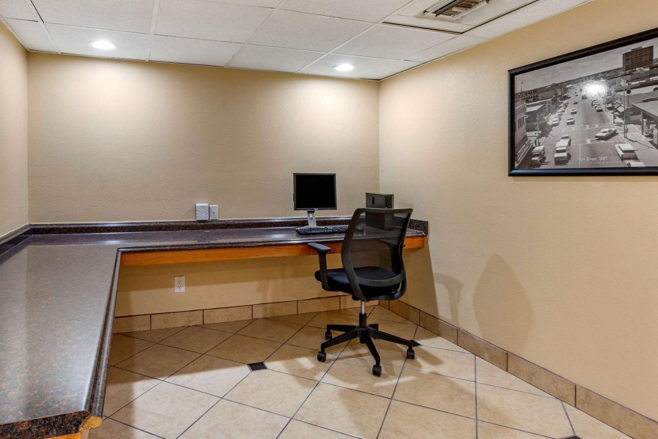 Clarion Inn & Suites Roswell Kültér fotó