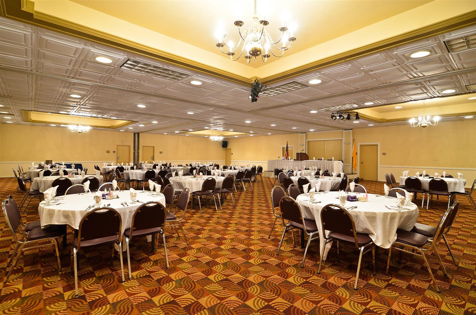 Clarion Inn & Suites Roswell Étterem fotó